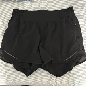 Lululemon Athletica Hotty Hot High-Rise Lined Short 4" Inseam